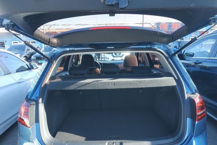 Used Volkswagen Golf 2017 230TSI Automatic Comfort Edition – Celebrating Milestone of One Million Units
