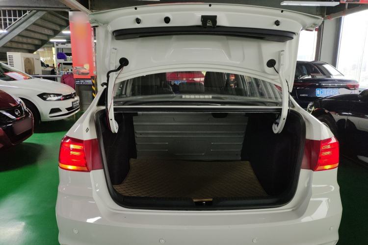 Used Volkswagen Santana 2019 1.5L Manual Fashion Edition China VI Standard
