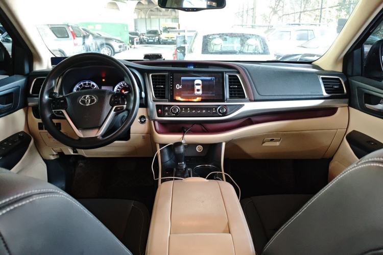 Used Toyota Highlander 2015 2.0T Two-Wheel Drive Elite Edition 5 Seats
