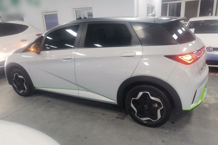 Used BYD Dolphin 2021 405 km Fashion Edition
