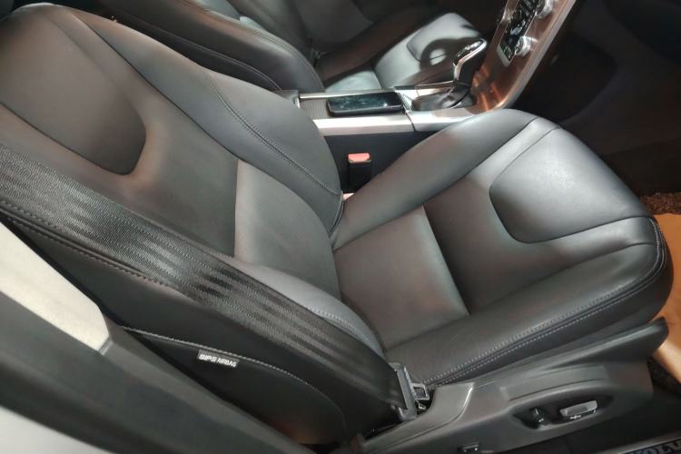 Used Volvo XC60 2017 T5 Smart Upgrade Edition