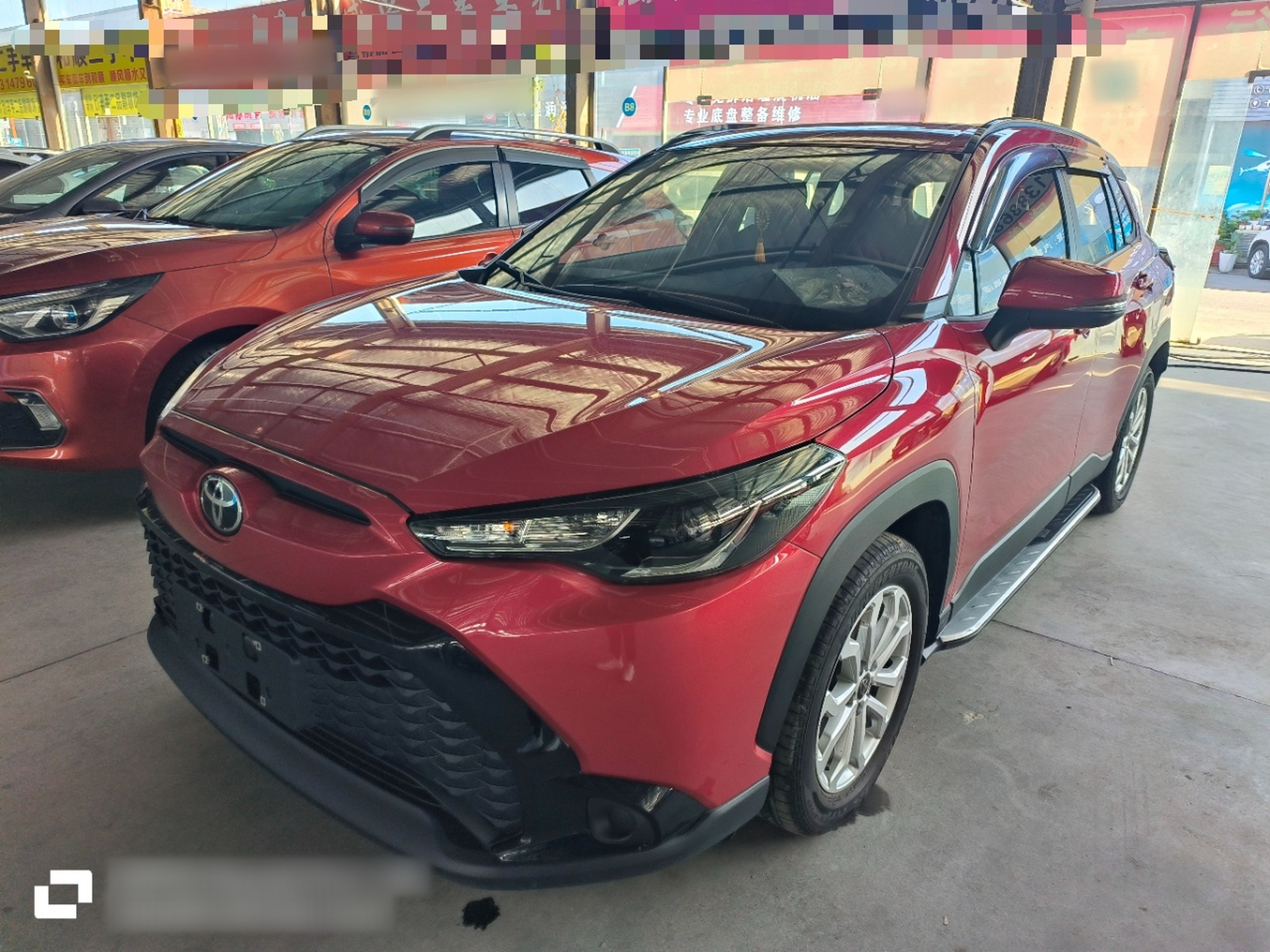 Под передней частью автомобиля