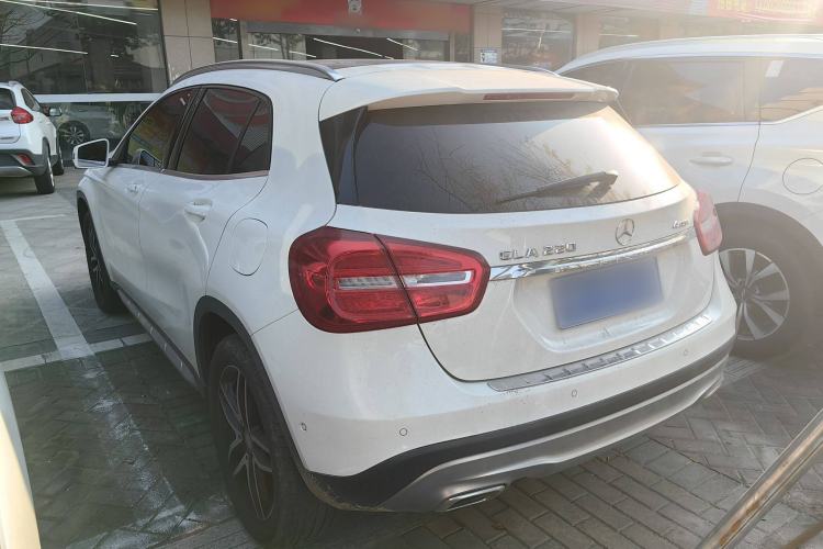 Used Mercedes-Benz GLA 2016 GLA 220 4MATIC Fashion Edition
