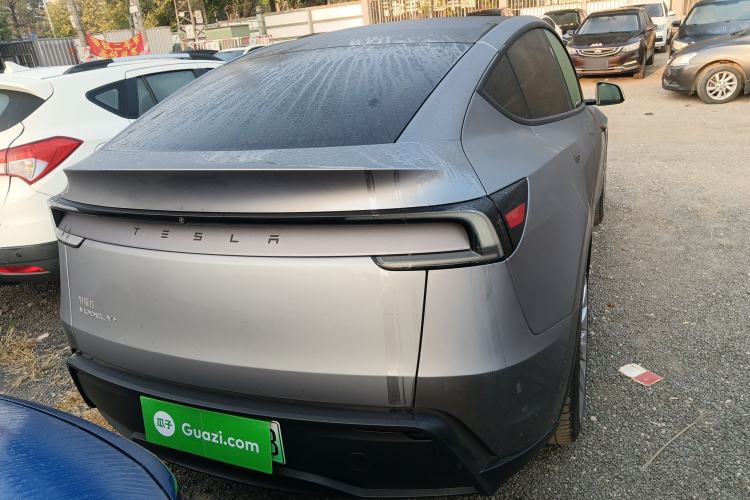 Used Tesla Model Y 2025 Updated Version Long-Range All-Wheel Drive
