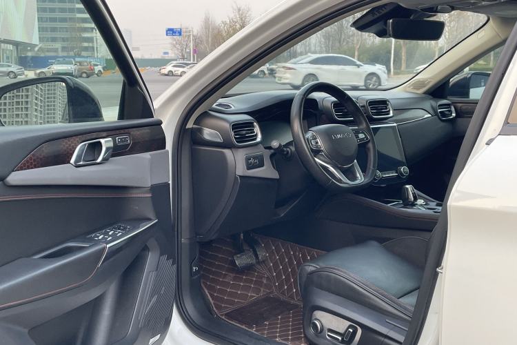 Used Lynk & Co 02 2018 1.5T DCT Two-Wheel Drive Pro Version China V Emission Standard
