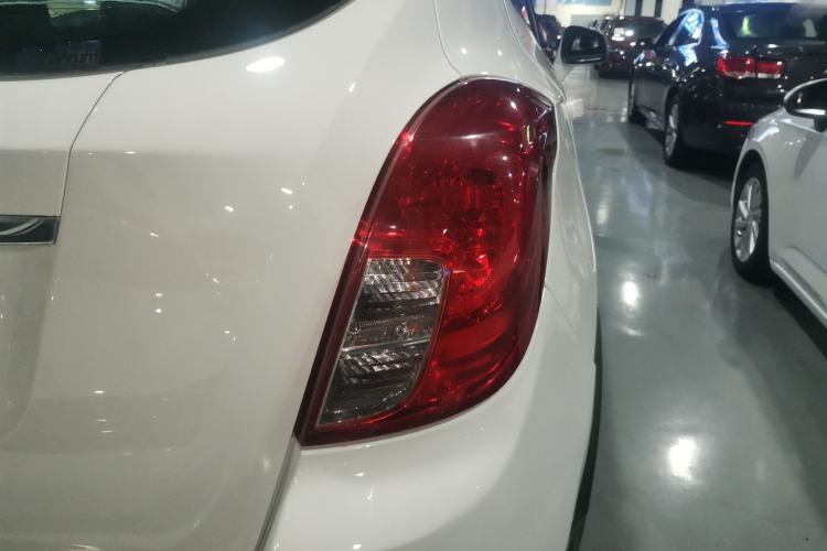 Used Buick Encore 2015 1.4T Automatic Two-Wheel Drive Urban Elite Version