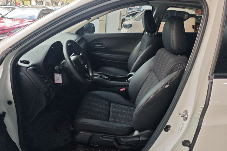 Used Honda Vezel 2017 1.8L CVT Front-Wheel Drive Pioneer Edition