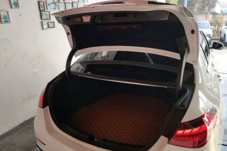 Used Mercedes-Benz C-Class 2024 Second Facelift C 260 L Sport Edition
