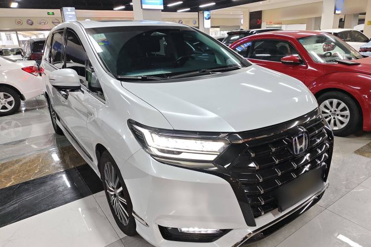 Used Honda Elysion 2024 2.0L eHEV Luxury Edition
