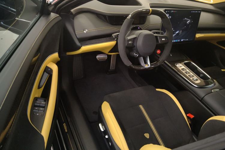 Used  SU7 Ultra 2025 Ultra Model
