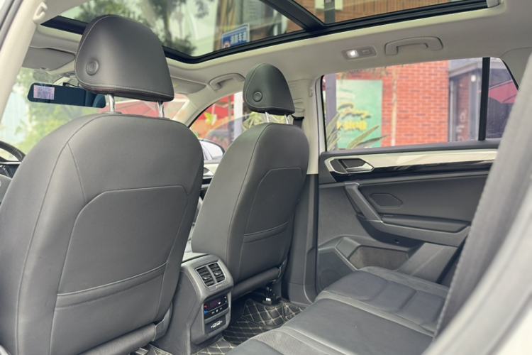 Used Volkswagen Tayron 2020 330TSI Two-Wheel Drive Luxury Smart Connectivity Version
