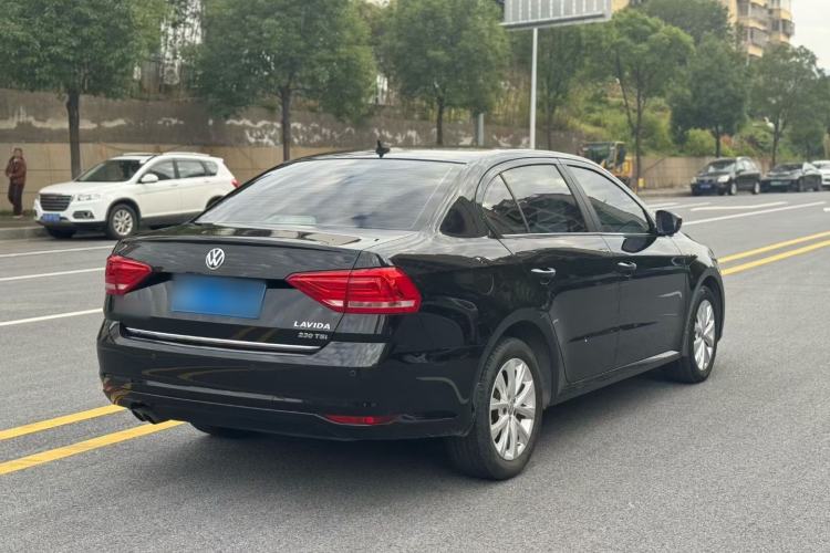 Used Volkswagen Lavida 2015 230TSI DSG Comfort Edition
