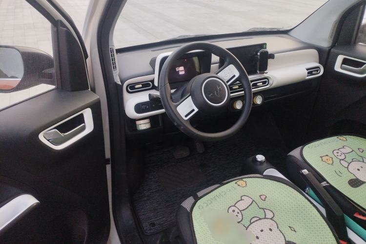 Used Wuling Hongguang MINIEV 2024 3rd Generation 215km Advanced Version
