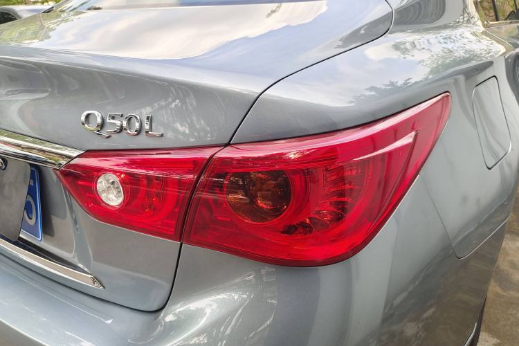 Used Infiniti Q50L 2015 2.0T Comfort Edition
