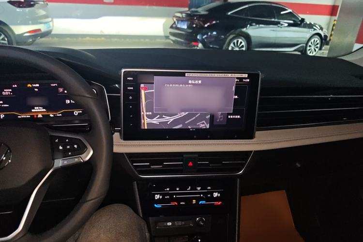 Used Volkswagen Tiguan L 2024 300TSI Automatic Two-Wheel Drive Smart Edition
