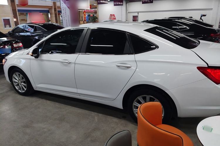 Used Buick Verano 2015 Sedan 20T Dual-Clutch Leading Model