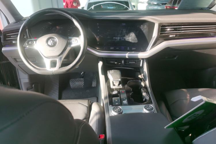 Used Volkswagen Touareg 2019 2.0 TSI Ruiyi Edition China V Standard
