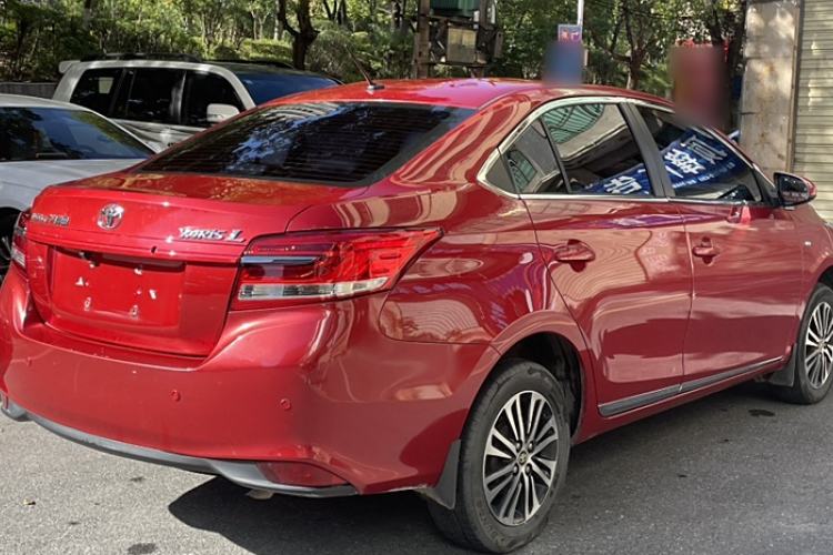 Used Toyota YARiS L 2019 1.5E CVT Dynamic Edition China VI compliant
