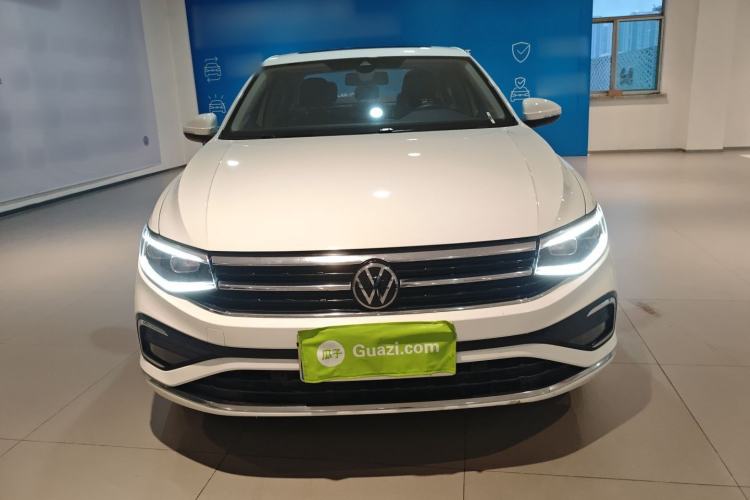 Used Volkswagen Bora 2023 300TSI DSG Prestige Edition
