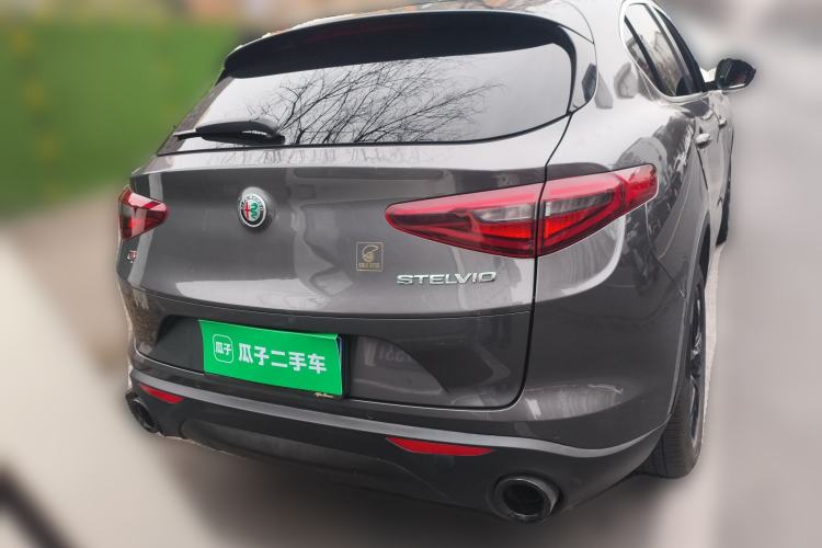 Used Alfa Romeo Stelvio 2017 2.0T 280HP Luxury Edition