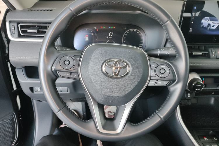 Used Toyota Wildlander 2023 2.0L CVT Four-Wheel Drive Luxury PLUS Edition
