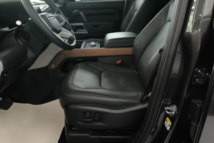 Used Land Rover Defender 2023 Facelift 110 3.0T P400 X-DYNAMIC HSE
