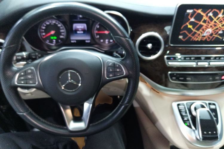 Used Mercedes-Benz V-Class 2018 V 260 L Prestige Extended Version China VI