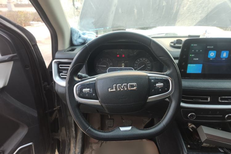 Used JMC Yuhu 7 2022 2.0T Manual Diesel 4x4 Comfort Version Standard Wheelbase
