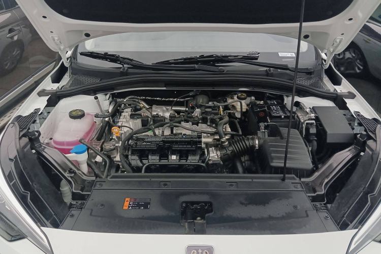 Used Roewe i5 2023 1.5L CVT Luxury Edition
