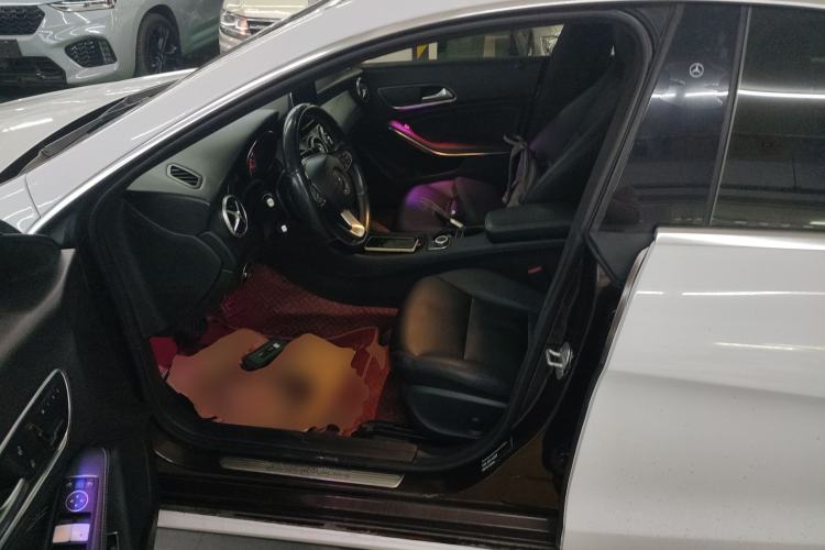 Used Mercedes-Benz CLA 2015 CLA 200
