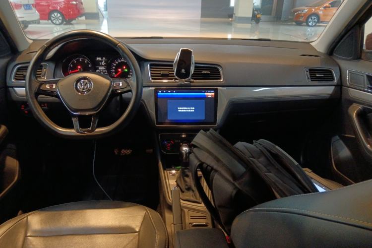 Used Volkswagen Gran Lavida 2017 180TSI DSG Comfort Edition
