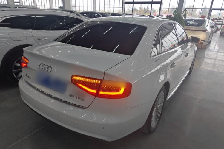 Used Audi A4L 2016 35 TFSI Collector's Edition Automatic Standard Model
