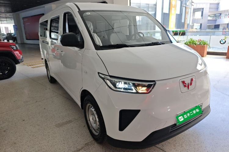 Used Wuling Yangguang 
