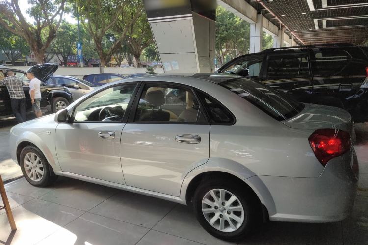 Used Buick Excelle 2013 1.5L Automatic Classic Model
