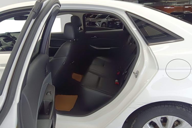 Used Ford Escort 2015 1.5L Automatic Fashion Model
