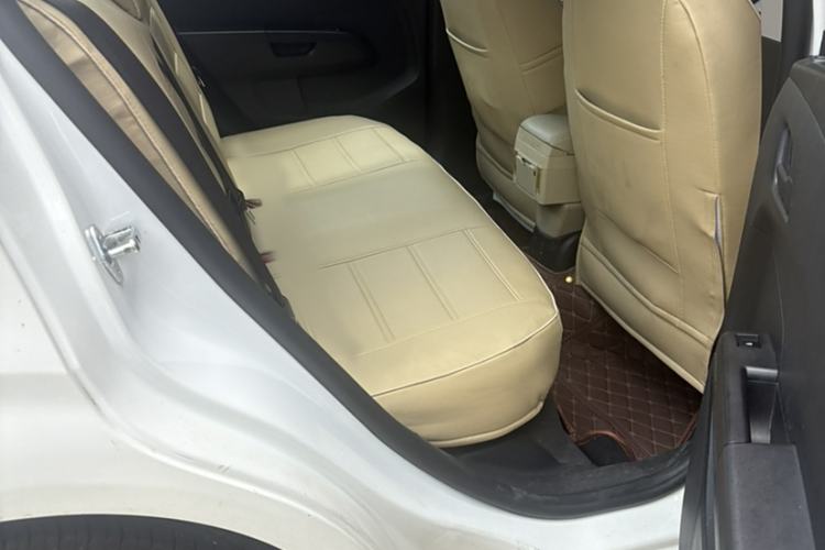 Used Chevrolet Aveo Sonic 2014 Sedan 1.4SL AT Fashion Edition
