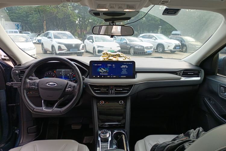 Used Ford Escape 2020 EcoBoost 245 Two-Wheel-Drive Comfort Edition
