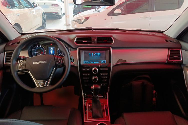 Used Haval H2 2016 Red-Label 1.5T Automatic Two-Wheel Drive Luxury Model