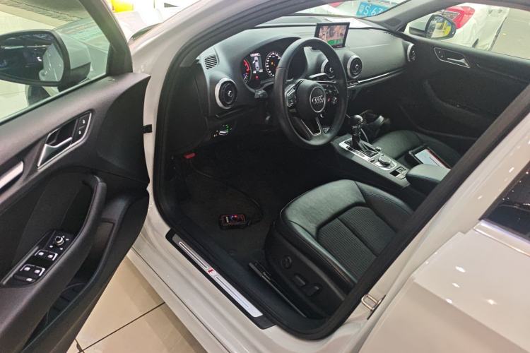 Used Audi A3 2020 Limousine 35 TFSI Fashion Edition China VI Emission Standard
