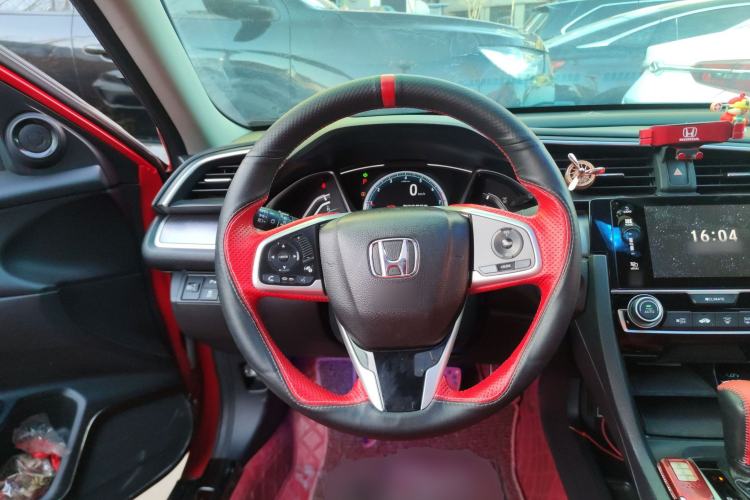 Used Honda Civic 2016 220TURBO CVT Luxury Edition
