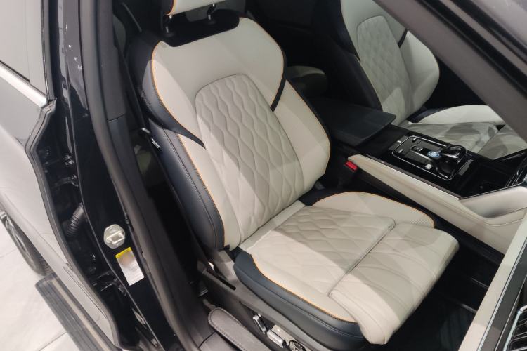 Used BYD Tang New Energy 2022 EV 635 km All-Wheel-Drive Flagship Model
