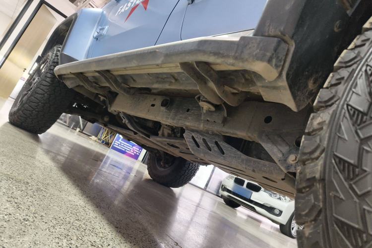 Used Beijing Auto BJ40 2023 2.0D Automatic Four-Wheel Drive Blade Hero Edition Adventurer Type
