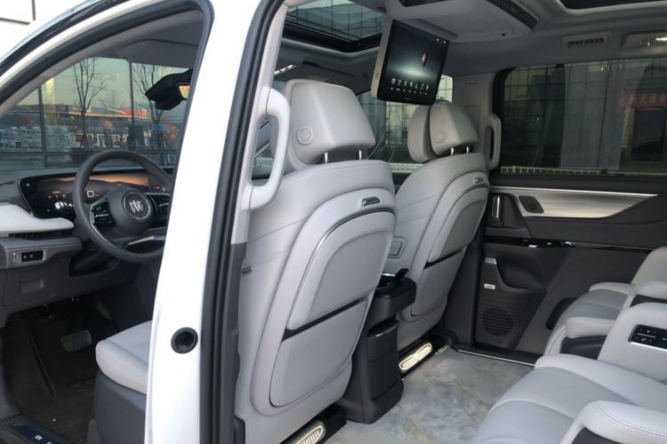 Used Buick GL8 2025 Lu Zun Deluxe Edition
