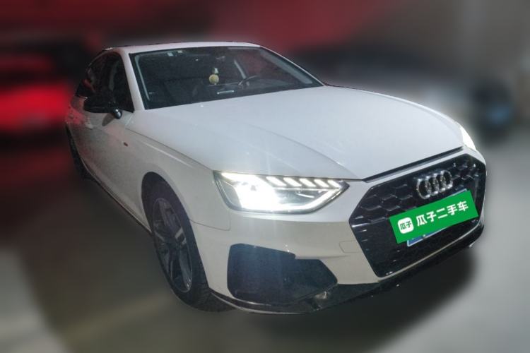 Used Audi A4L 2022 40 TFSI Luxury Dynamic Model
