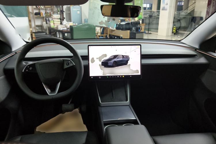 Used Tesla Model Y 2025 Rear-Wheel-Drive Version
