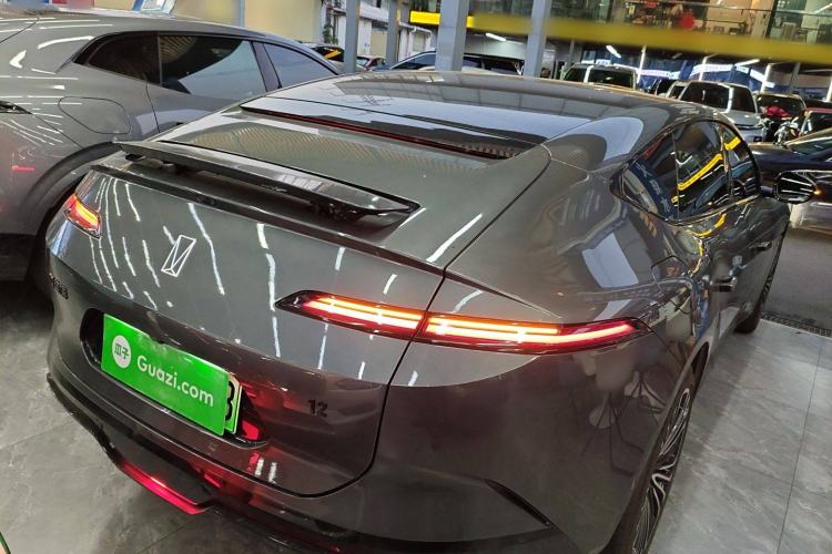 Used  12 2025 Ultra Extended-Range Edition
