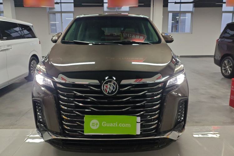 Used Buick GL8 2023 Land Executive Class 652T Luxury Model
