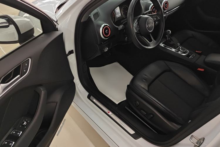 Used Audi A3 2020 Limousine 35 TFSI Fashion Edition China VI Emission Standard
