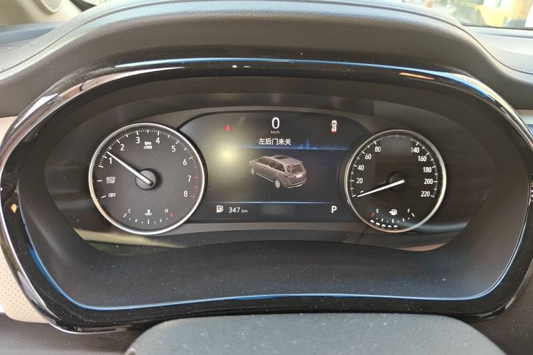 Used Buick GL8 2023 Land Executive Class 652T Luxury Model
