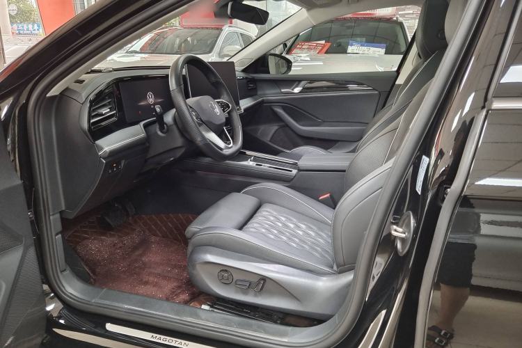 Used Volkswagen Magotan 2024 380TSI DSG Prestige Edition DaMai Package
